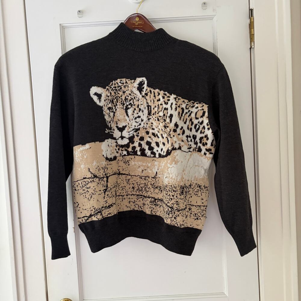 St. John Gray Knit Cheetah Mock Neck Sweater size Medium Vintage - Picture 2 of 8